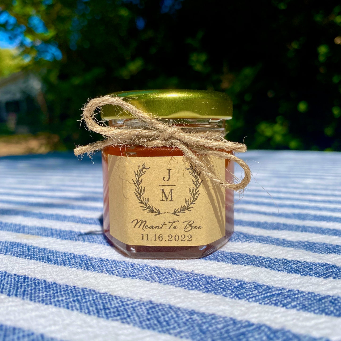 Elegant Honey Favor